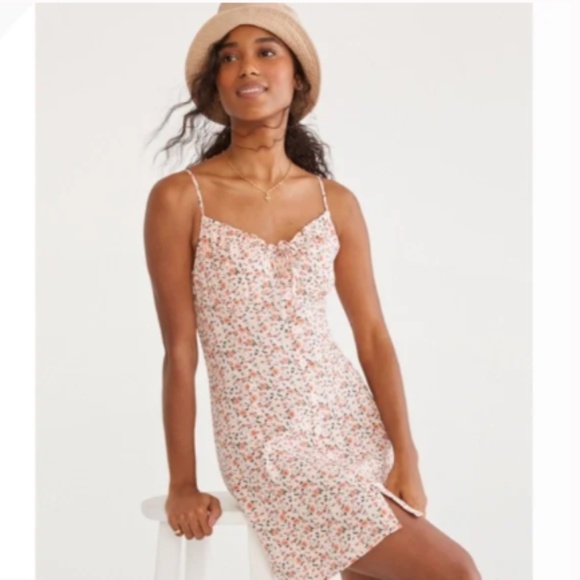 NWT Aeropostale Floral V-Neck Button-Front Mini Dress - size XS - Picture 1 of 4